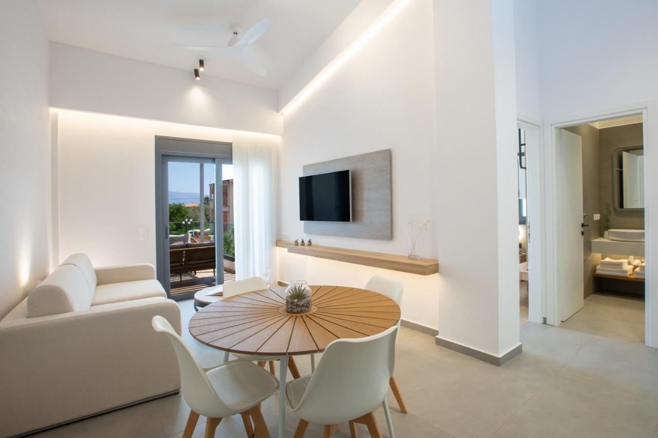 Elianthi Luxury Apartments Nikiána Eksteriør bilde