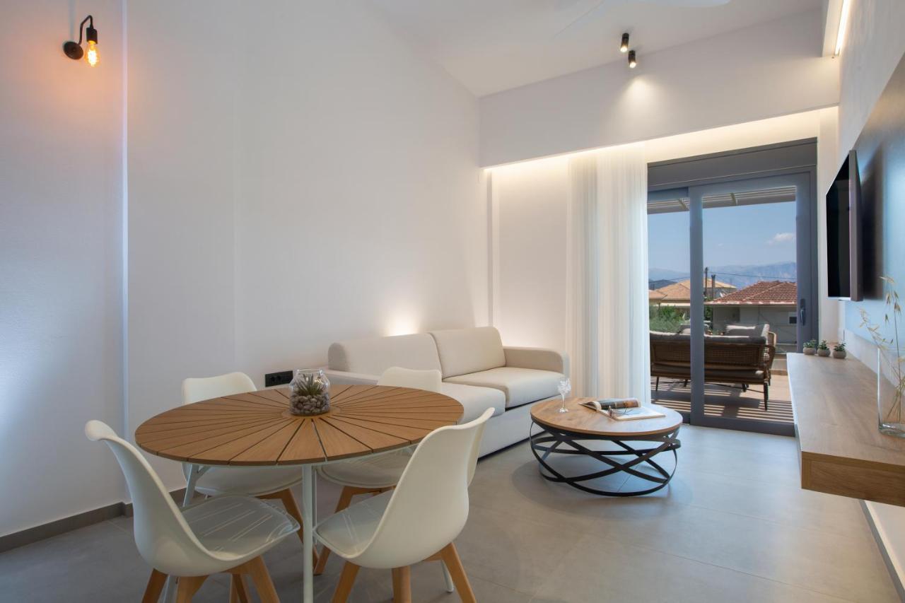 Elianthi Luxury Apartments Nikiána Eksteriør bilde